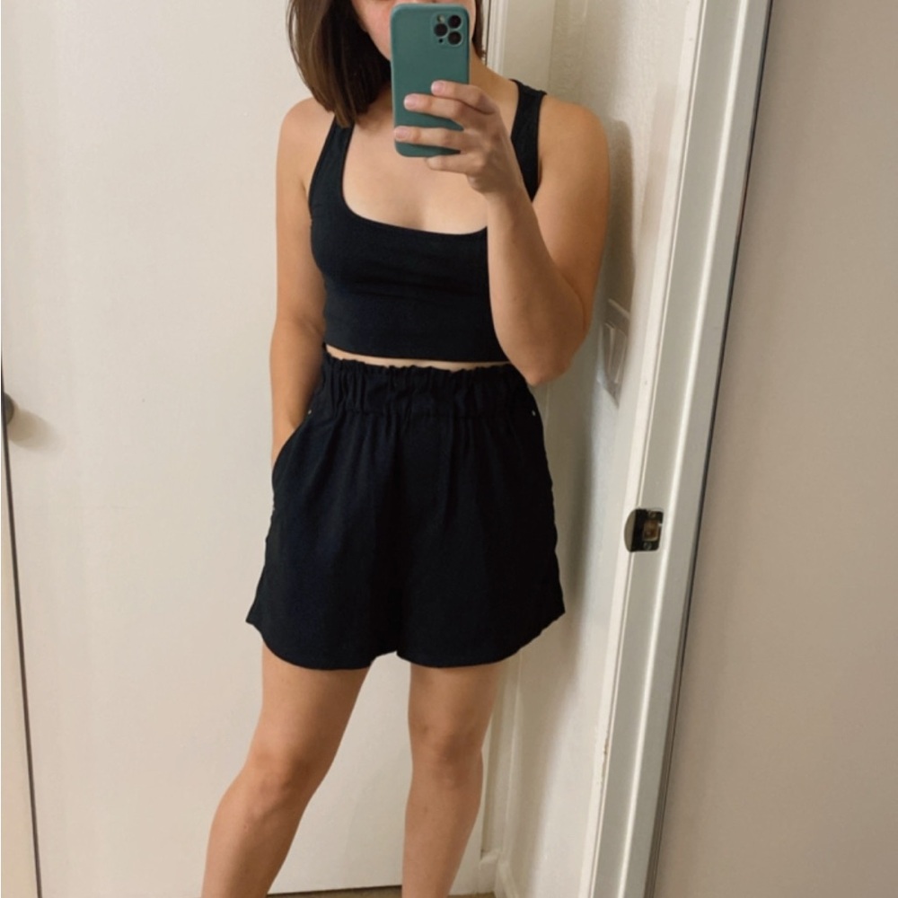 H&M Black Athletic Shorts with Elastic Waistband